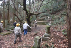 高貴寺歴代住職の墓地